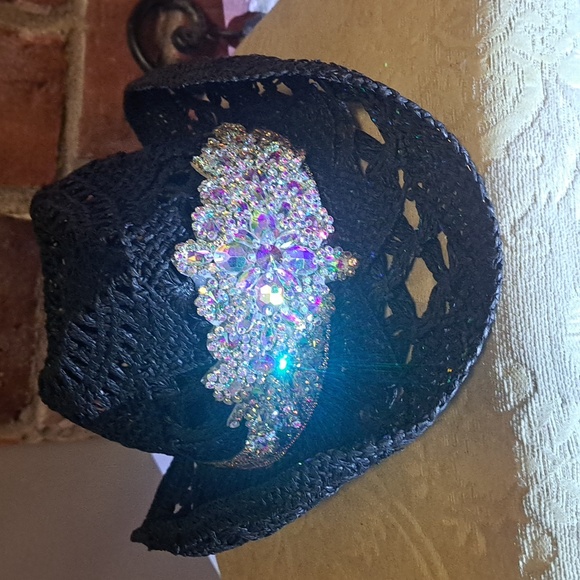 Fabulous Cowboy HAT - Picture 6 of 11